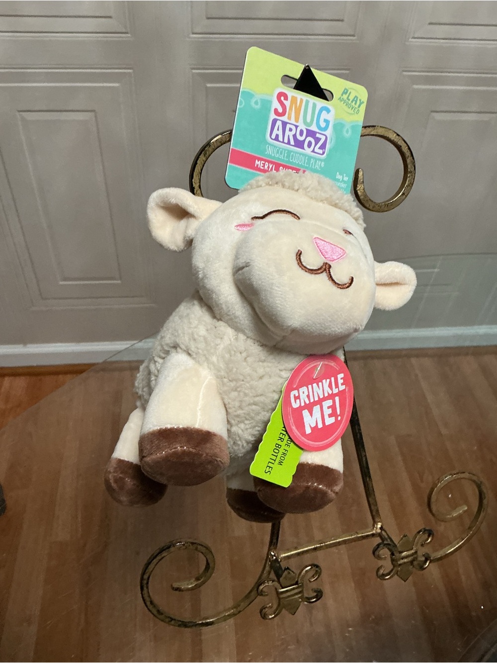 Brand New Snug Arooz, Meryl Sheep -9” With Clinker & Squeaker
